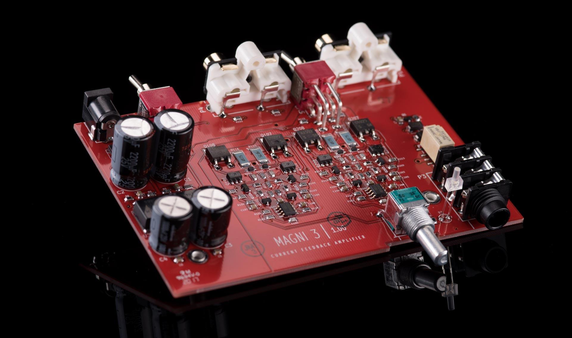 Schiit Audio, Headphone amps and DACs made in USA.